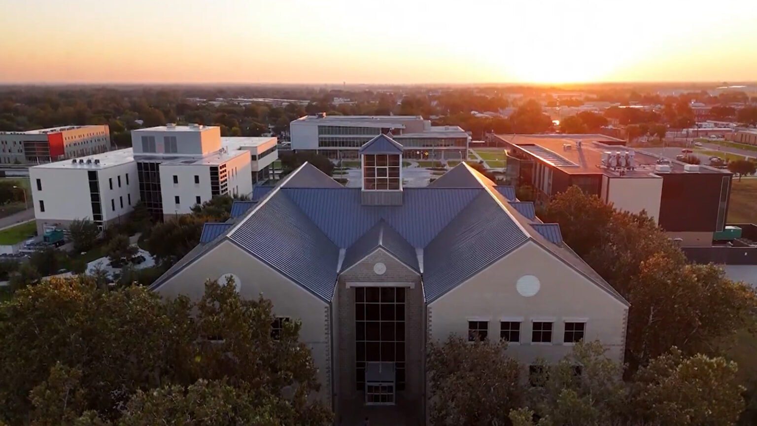 An aerial view of campus buildings at Texas A&M University-Victoria.